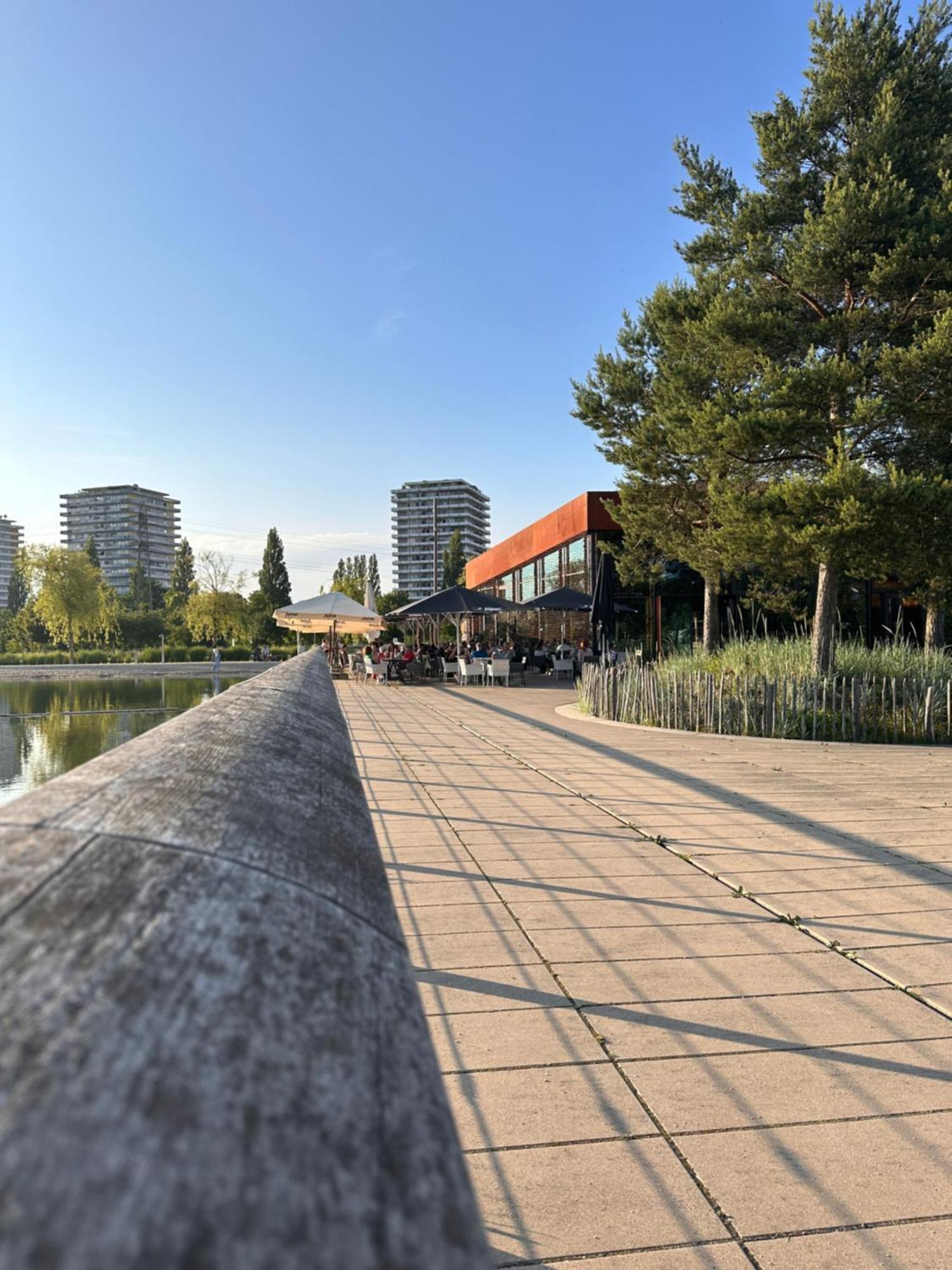 Amao-Brown I Exklusives City-Apartment I 85Qm I Privatparkplatz & Komfort I King-Size Bed Лар Экстерьер фото